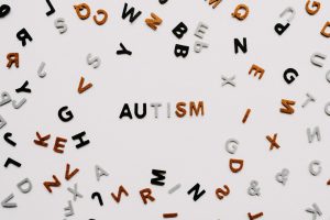 اوتیسم بیماری است یا اختلال