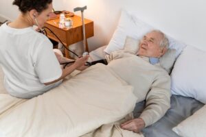 مهارت‌های درمانی پرستار سالمند