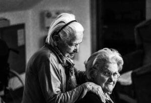 سلامت روان سالمندان در منزل